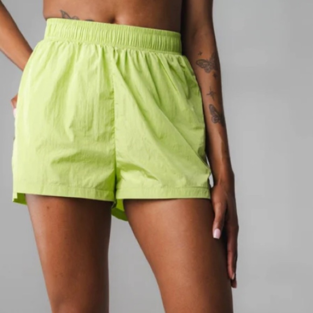 Vitality Balance Athletica Surface Run Short